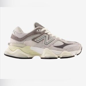 New Balance Light Gray & Cream Mesh Suede Sneaker